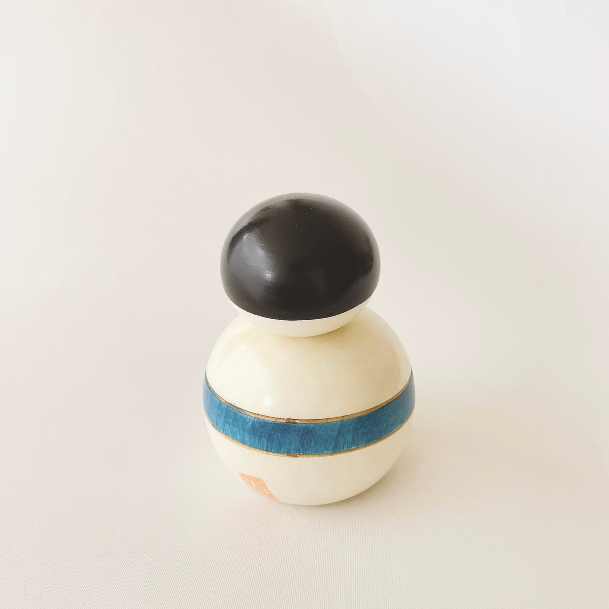 Sumo wrestler (blue)