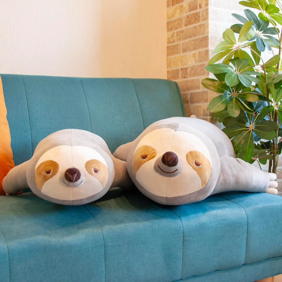 LIV HEART Nemu Nemu Animals body pillow M 48908-57 Sloth