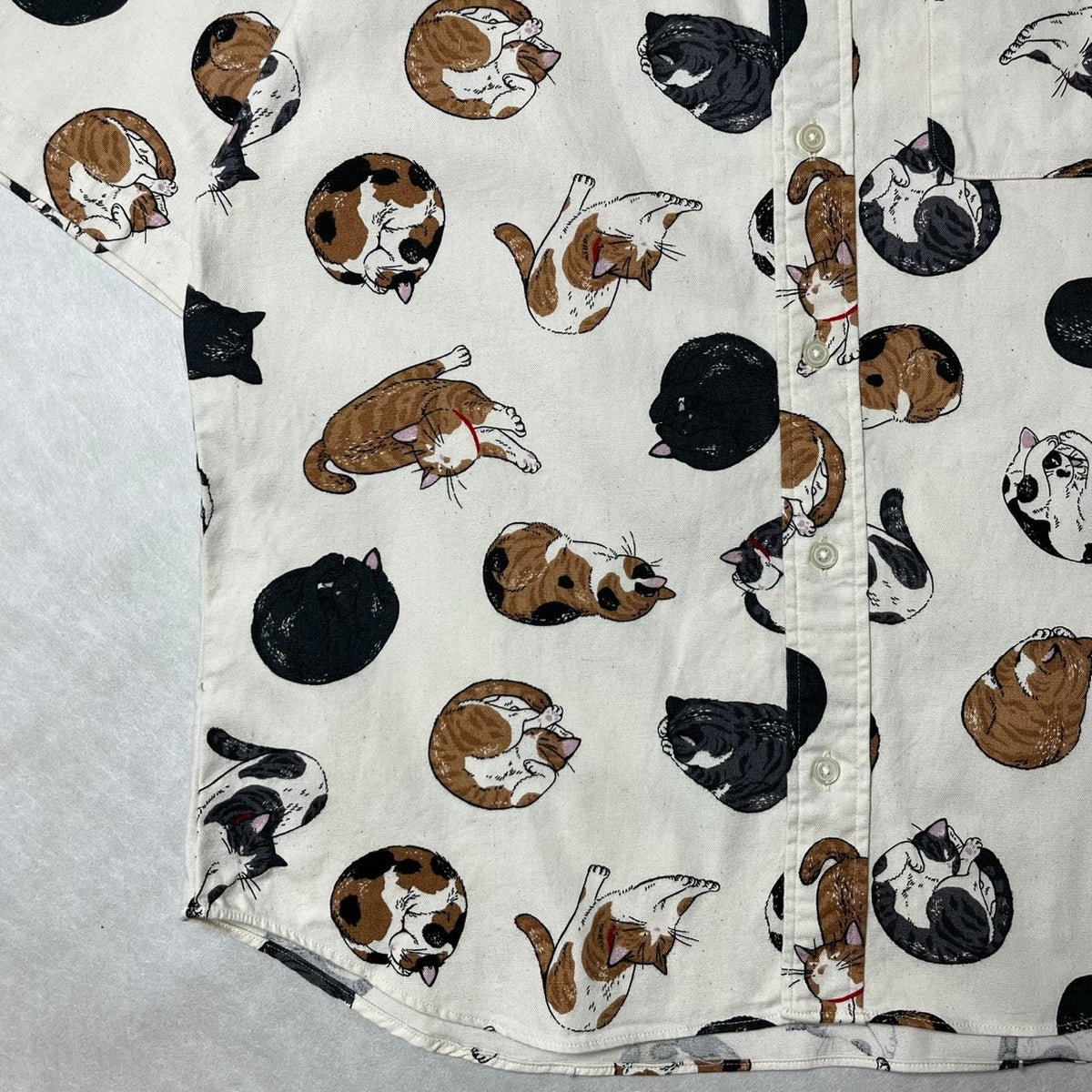 Maruneko Short Sleeved Shirt