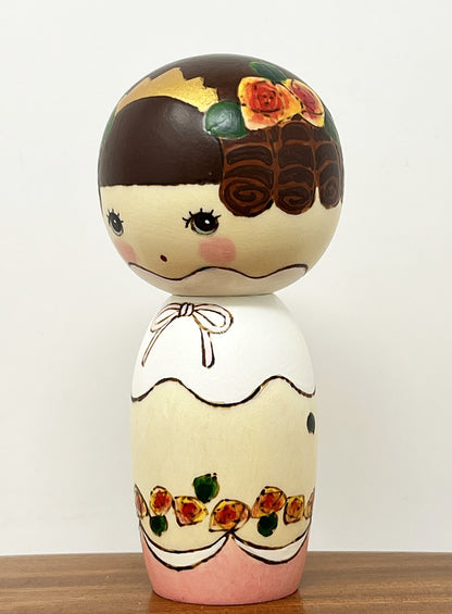 Refined Kokeshi Princess by Oki Izumi