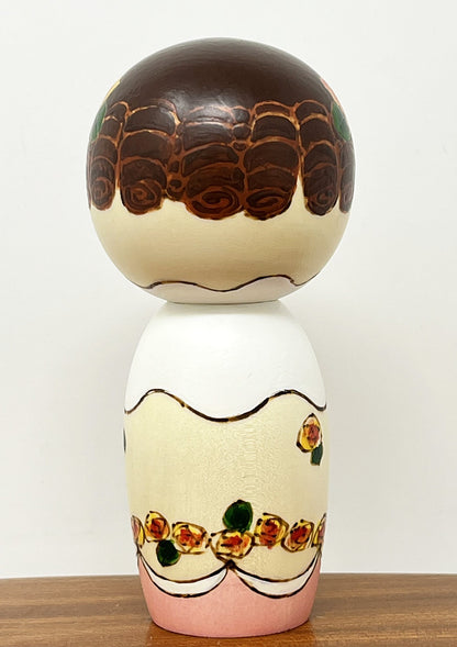Refined Kokeshi Princess by Oki Izumi