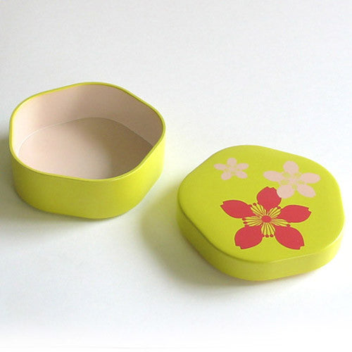 Kyoohoo Lacquer Ware Sakura Box Green