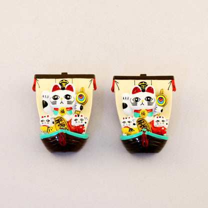 Magnet Lucky Cat Boat White