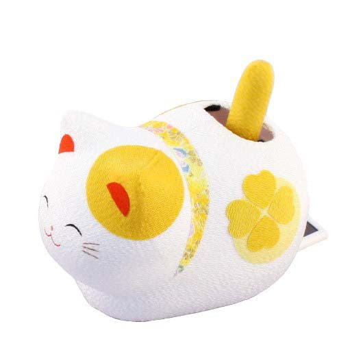 kyoohoo solar Powered Fengsui Cat Yellow K12-3212Y